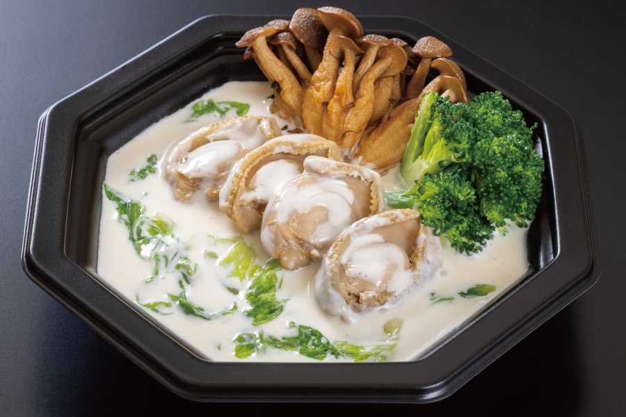 やわらか鮑と白菜のクリーム煮込み