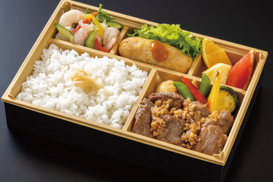 ざく切り生姜ソースのn牛ステーキ弁当