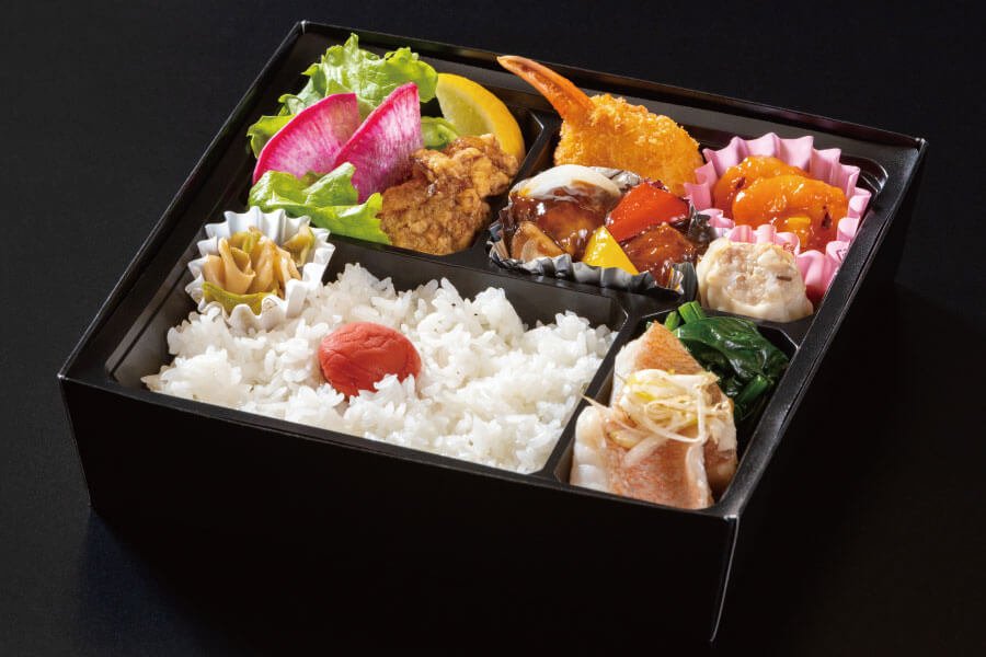 唐紅花弁当 2,000円